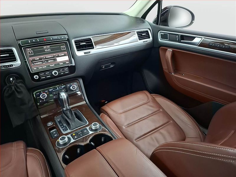 Volkswagen Touareg (2015) 3.0 TDI - fotka 8 z 25