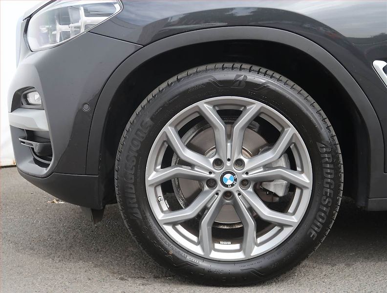 BMW X3 (2018) xLine xDrive20d, 4X4, Automat - fotka 15 z 23