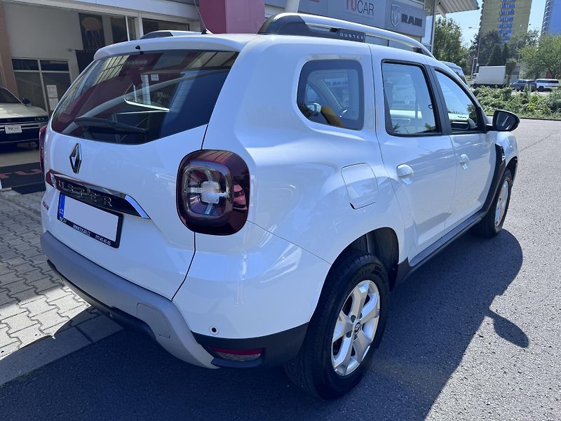 Dacia Duster 2,0 16V 4x4 - fotka 5 z 38