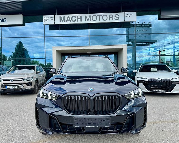 BMW X5 30xd Masáž Ventilace Softclose - fotka 4 z 25