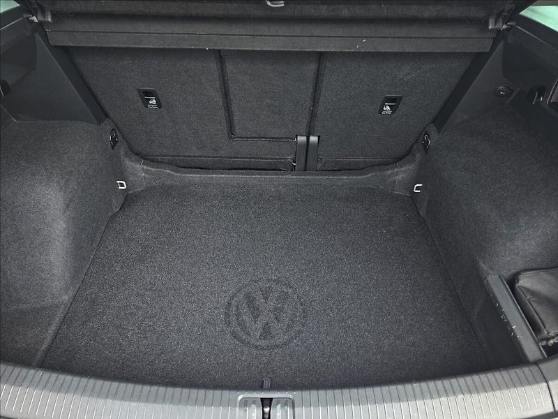 Volkswagen Tiguan 1,4 TSi 110KW COMFORTLINE - fotka 31 z 49
