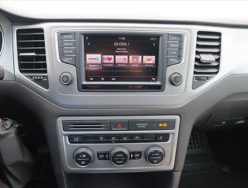 Volkswagen Golf Sportsvan (2015) 1.6 TDI, Serv.kniha, Navi - fotka 12 z 14