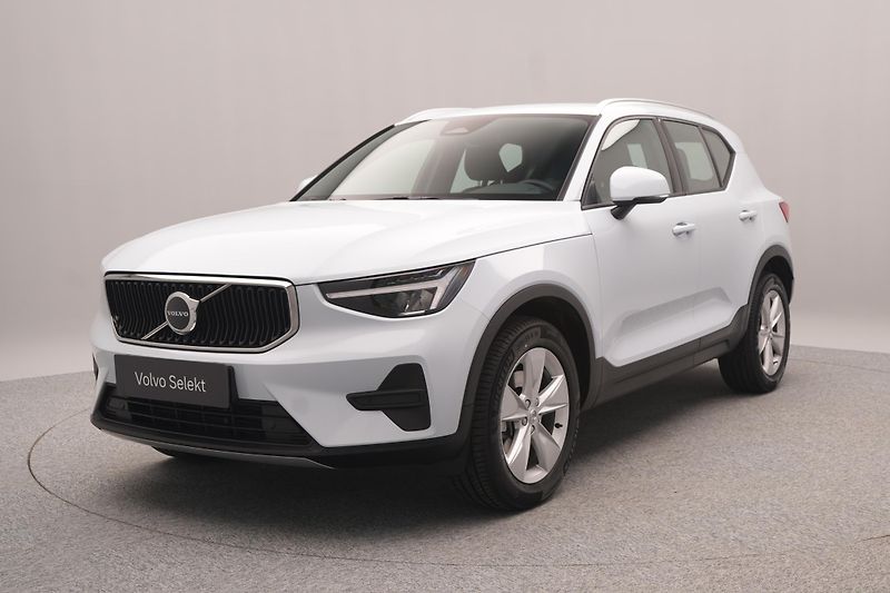 Volvo XC40 B3 CORE AUT CZ 1.maj - fotografie inzerátu