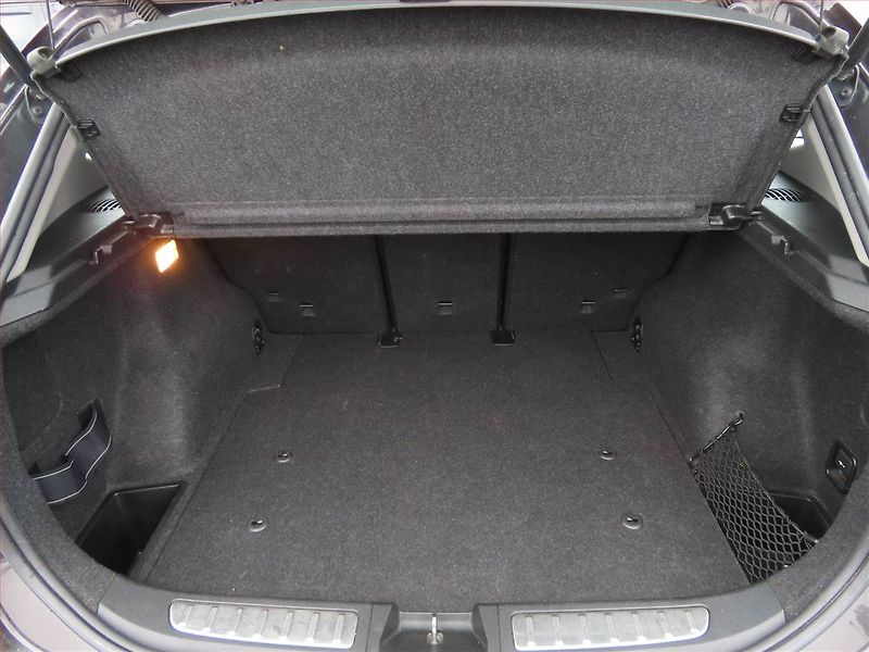 BMW X1 (2014) xLine xDrive18d, 4X4 - fotka 14 z 21