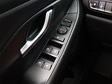 Hyundai i30 (2018) Go! 1.0 T-GDI, Serv.kniha - náhled 15