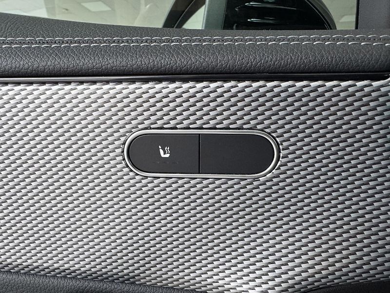 Mercedes-Benz CLA 180 AUT*100kW*REZERVACE! - fotka 28 z 33