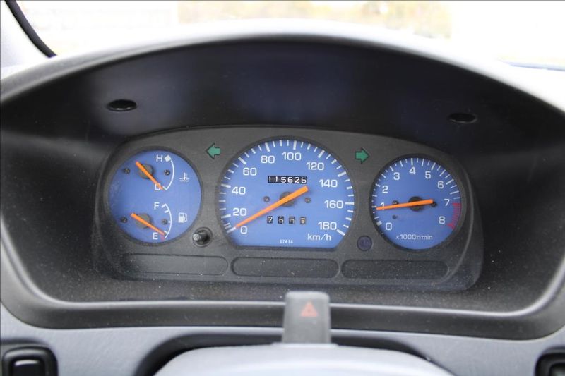 Daihatsu Terios 1,3 i  4 x 4,STK 3/2027,KLIMA - fotka 17 z 25