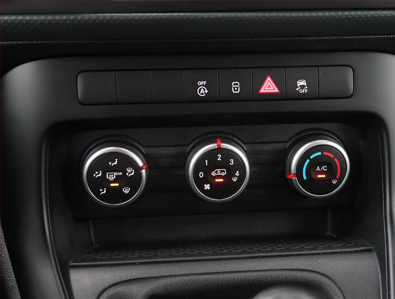 Mercedes-Benz Citan (2023) 110 CDI, 5Míst, ČR, 1Maj, DPH - fotka 18 z 20