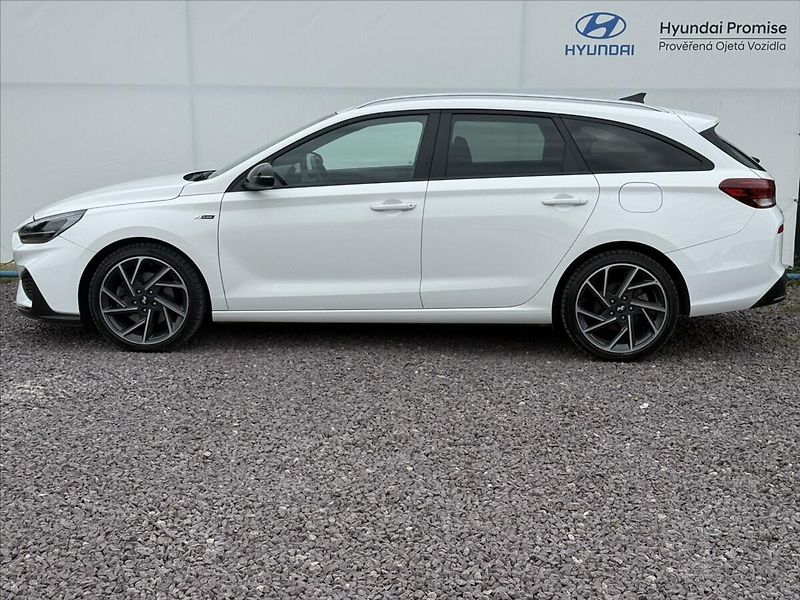 Hyundai i30 1,5 T-GDI 118kW N-Line - fotka 3 z 23