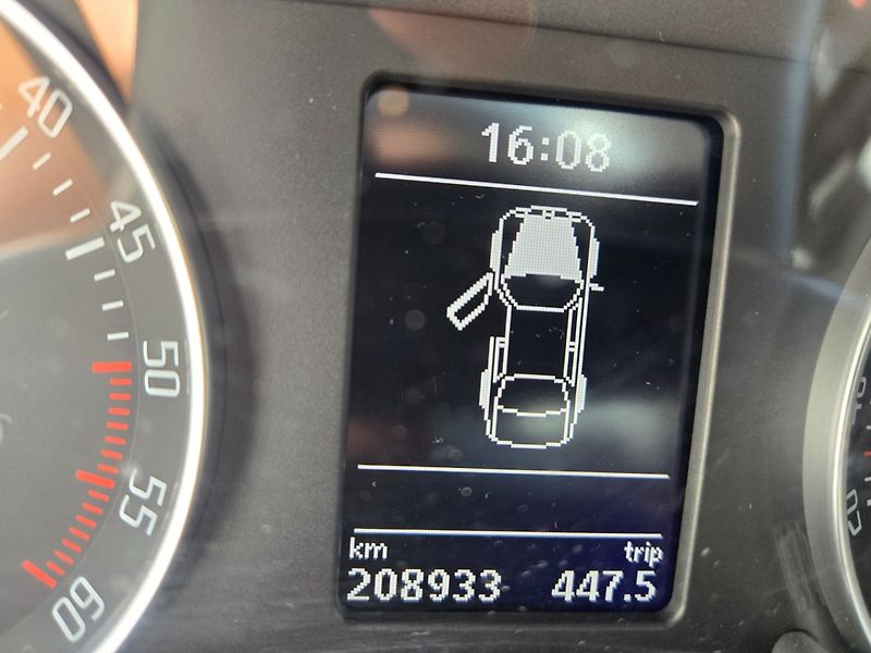Škoda Octavia (2013) 2.0 TDI Serviska - fotka 12 z 31
