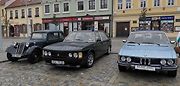 Výstava veteránů na třebíčském náměstí zakončila sezonu Veteran Car Clubu Třebíč 2022
