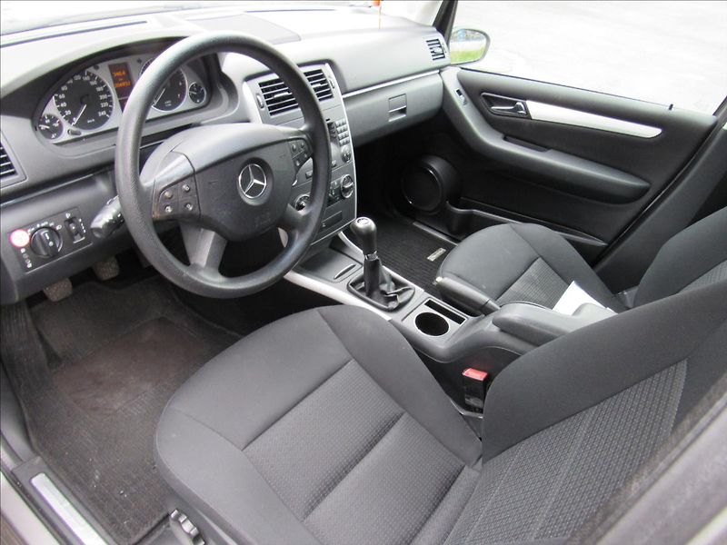 Mercedes-Benz Třídy B 1,5 i 70kW B 150 - fotka 9 z 28