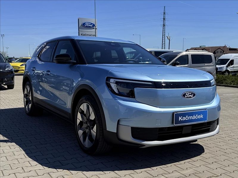 Ford Explorer BEV Premium 210kW - fotka 7 z 36