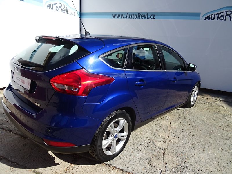 Ford Focus (2015) 1.0i,92kW,71tkm,klima,ALU - fotka 4 z 22