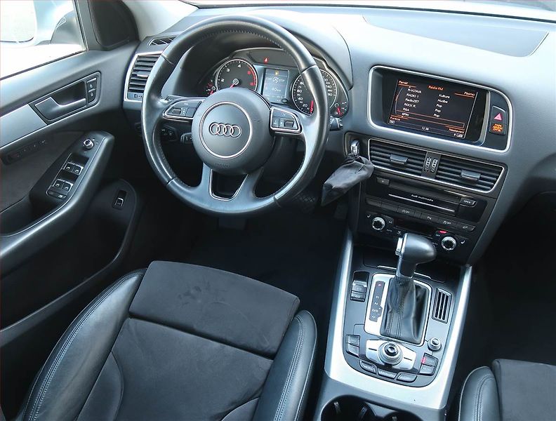 Audi Q5 (2014) basis 3.0 TDI - fotka 7 z 14