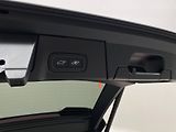 Volvo V90 T6 AWD RECHARGE CORE REZERVACE - náhled 32