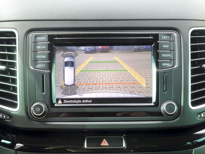 Volkswagen Sharan (2016) Highline 2,0 TDI 135kW DSG 4MO - fotka 12 z 30