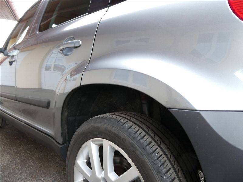Škoda Yeti 1,8 TSI 118 kW Experience 4x4 - fotka 13 z 49