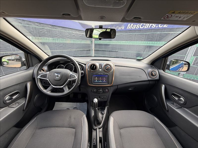 Dacia Sandero 0.9 TCe Stepway - fotka 7 z 18
