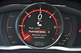 Volvo V60 (2016) 2.4 D6 AWD PHEV 212kW Momentum - náhled 29