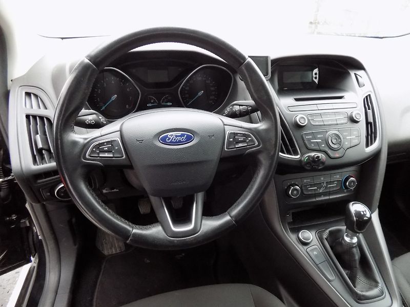 Ford Focus (2017) 1.0/Eco-Boost/Klimatizace/ - fotka 23 z 33