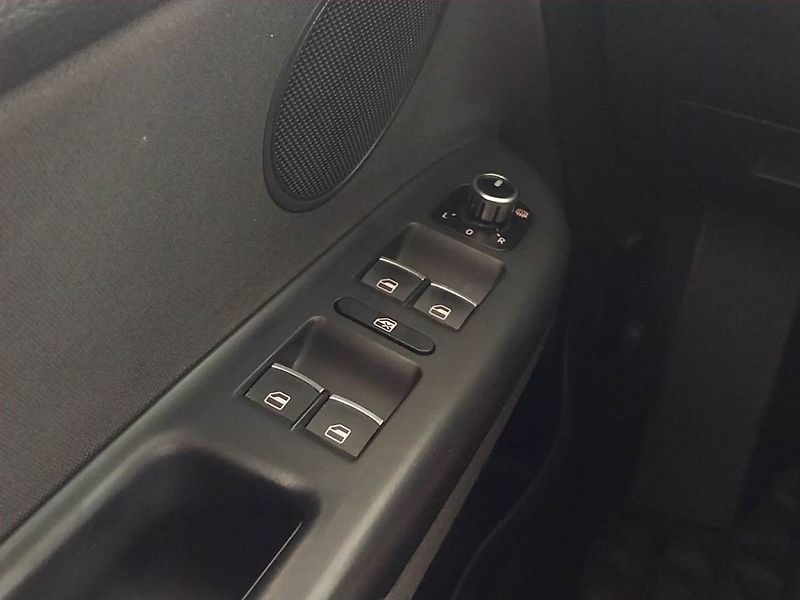 Volkswagen Golf Plus (2012) Comfortline 2.0 TDI - fotka 13 z 19