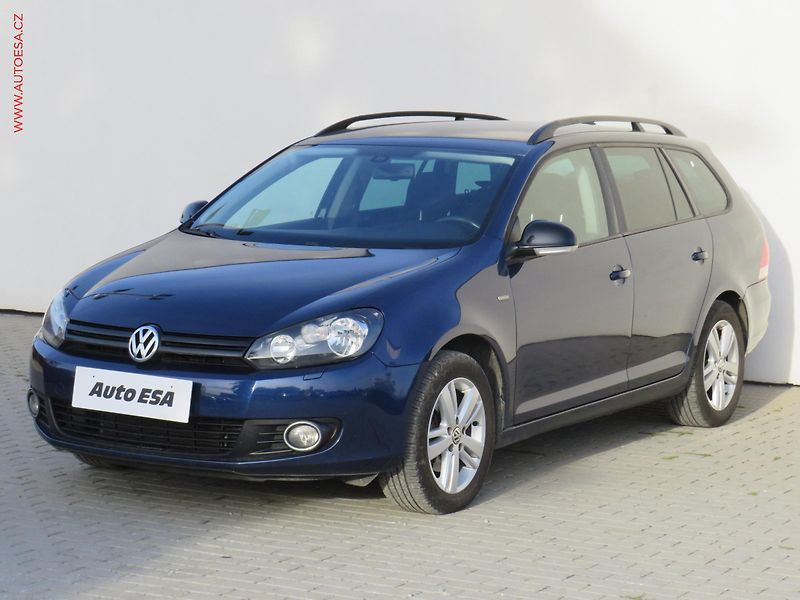 Volkswagen Golf (2013) 1.6TDi, 1.maj, AC, TZ, navi - fotka 3 z 20