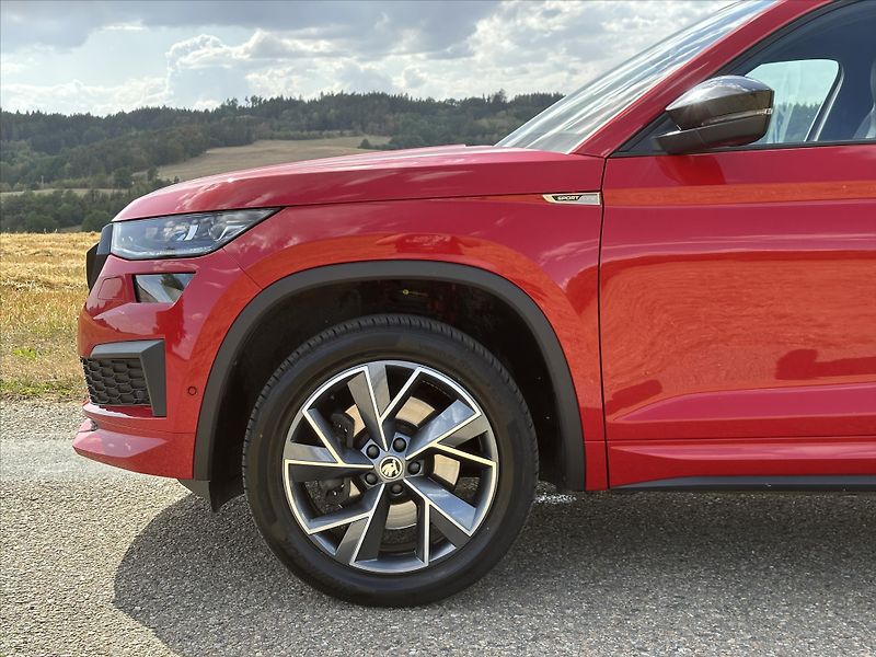 Škoda Kodiaq 2,0 TDI 147kW Sportline Zaruka - fotka 37 z 44