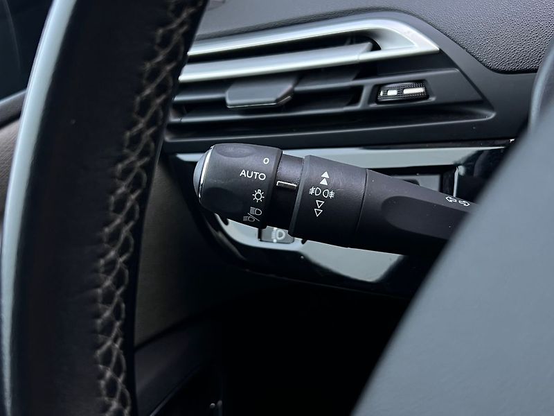 Citroën C4 SpaceTourer (2021) 1,5 HDI-7 MÍST.VYHŘEV.S - fotka 69 z 92