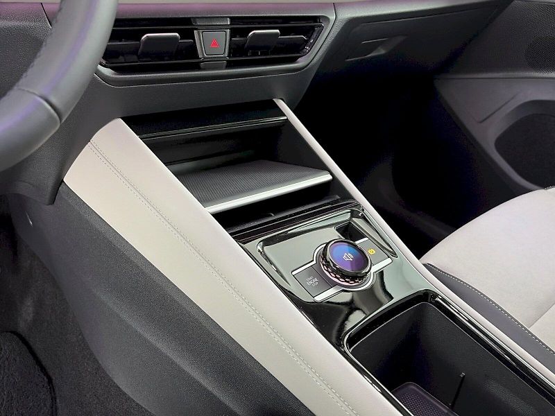 Volkswagen Tayron (2025) Elegance 2.0 TSI 150kW 4Motion - fotka 34 z 45