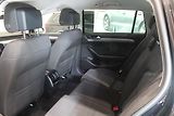 Volkswagen Passat (2021) 2.0TDI DSG Matrix display  - náhled 17