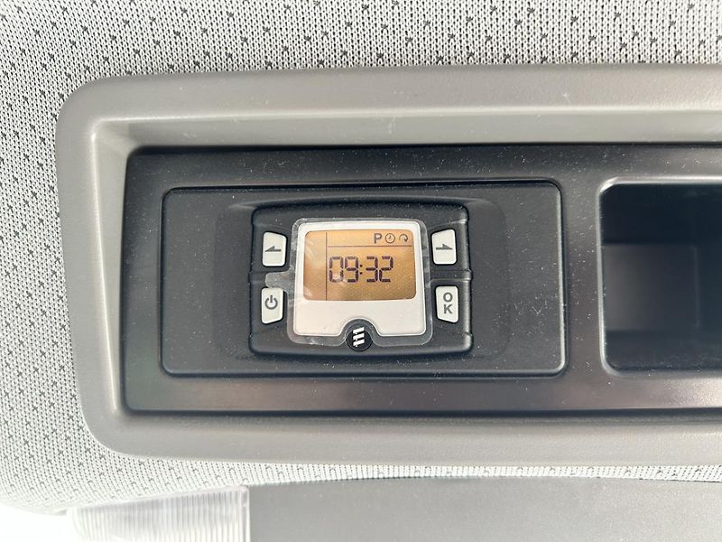 Mercedes-Benz Sprinter 319 CDI/S KB 4x4 - fotka 22 z 27