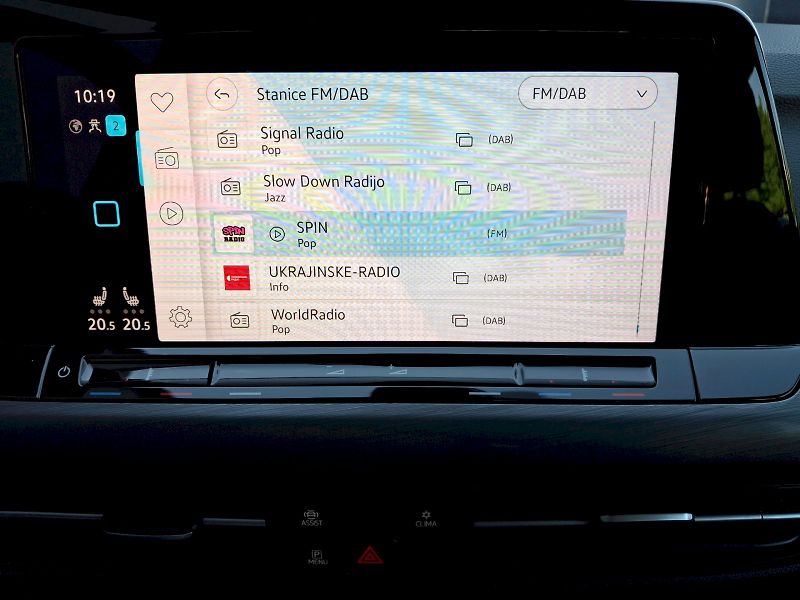 Volkswagen Golf (2022) Variant Style 1,5TSi 96kW - fotka 22 z 35