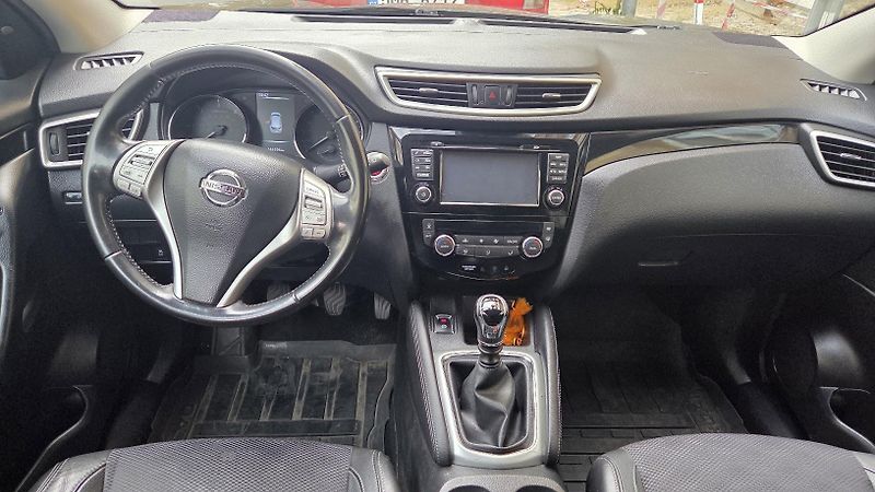 Nissan Qashqai (2016) - fotka 8 z 15