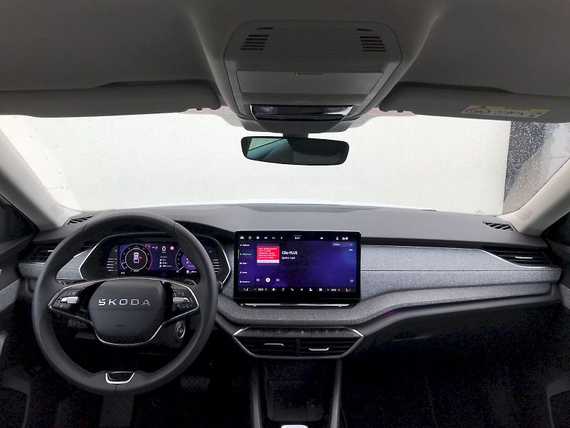 Škoda Octavia (2025) COMBI TOP SELECTION 1,5 TSI M- - fotka 5 z 28