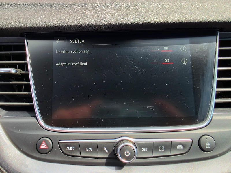 Opel Grandland X 1.5CDTi 96kW Ultimate LED 1Maj - fotka 15 z 27