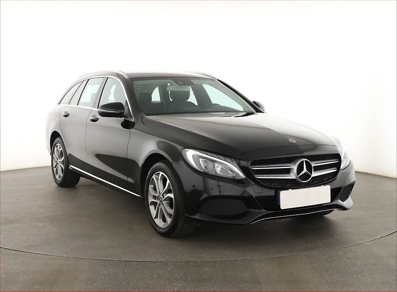 Mercedes-Benz Třídy C (2017) C 200 4MATIC, 4X4, Automat - fotografie inzerátu