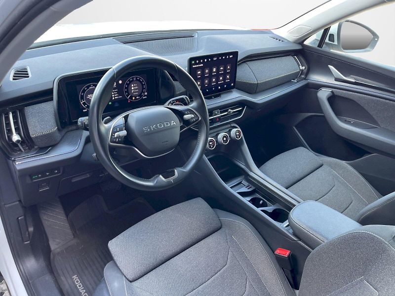 Škoda Kodiaq (2025) 2.0 TDI 142 kW 4x4 DSG Selecti - fotka 5 z 35
