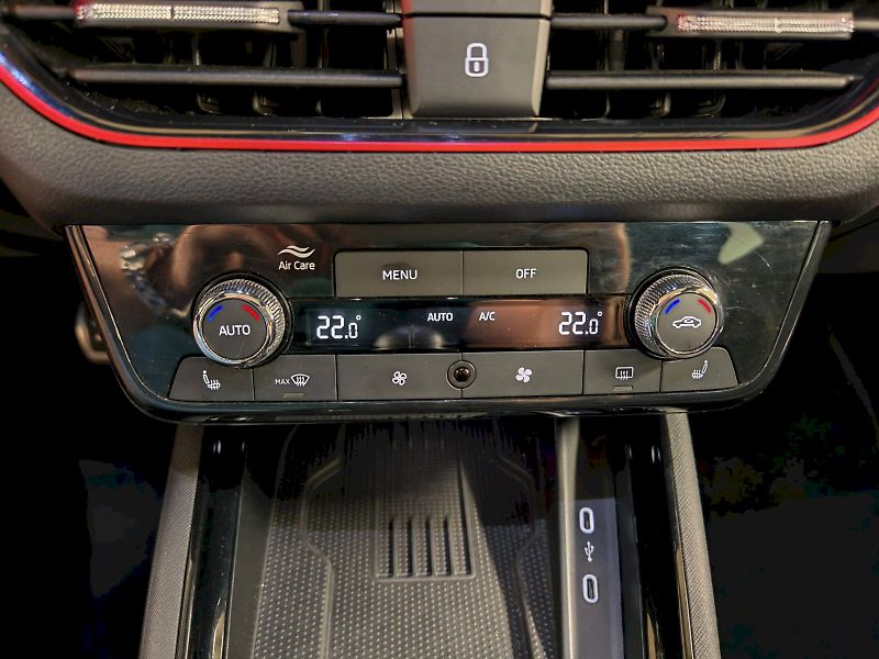 Škoda Scala (2025) 1.0 TSI 85 kW Monte Carlo - fotka 17 z 29