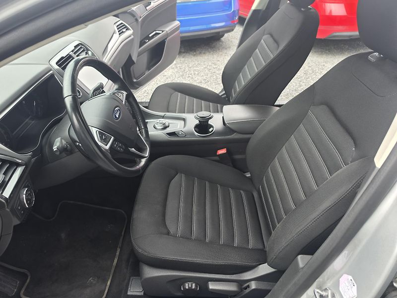 Ford Mondeo 2.0 TDCI Automat  - fotka 11 z 14