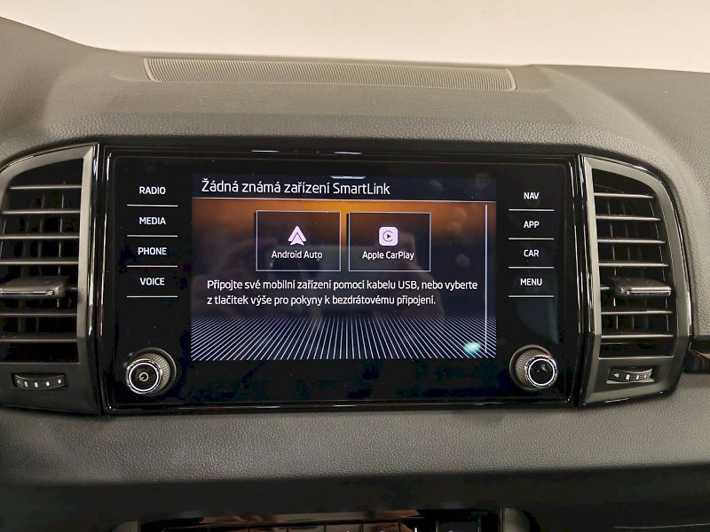 Škoda Karoq (2025) 1.5 TSI 110 kW DSG Sportline - fotka 13 z 30