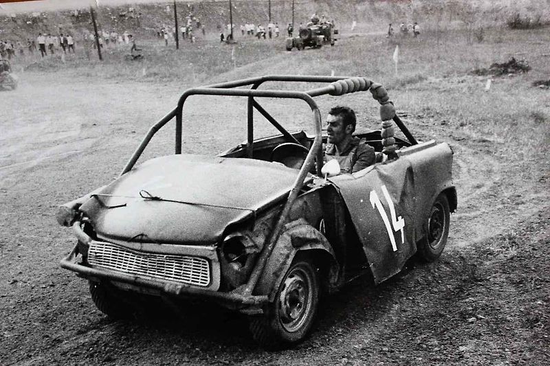 Auto hodně 