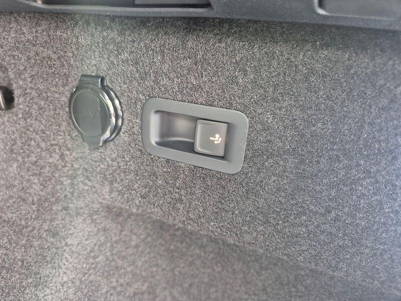 Škoda Kodiaq 2,0 TDI DSG 4x4 Exclusive Sele - fotka 14 z 40