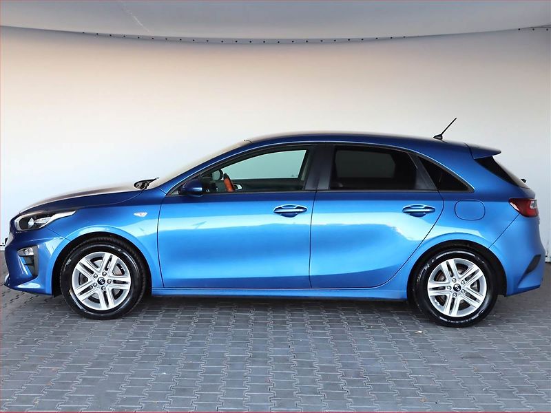 Kia Ceed (2019) 1.4 CVVT, Serv.kniha, Tempomat - fotka 3 z 18