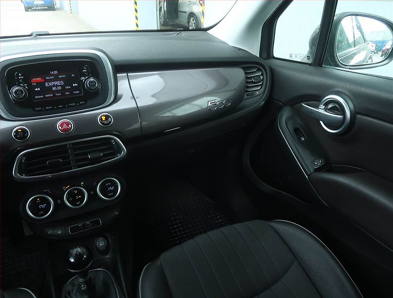 Fiat 500X (2017) 1.4 MultiAir, Serv.kniha, Kůže - fotka 8 z 13