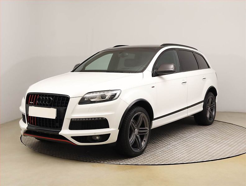 Audi Q7 (2010) S-Line 3.0 TDI, 4X4, Automat - fotka 2 z 26