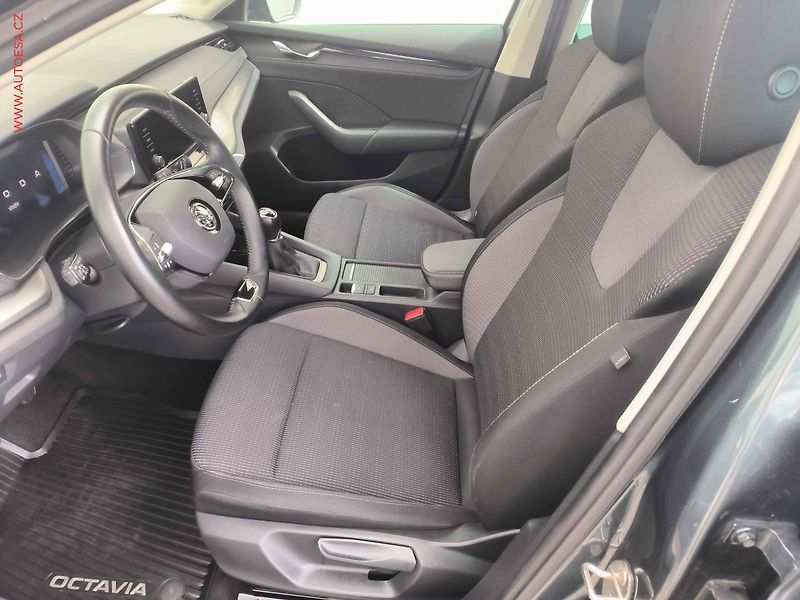 Škoda Octavia (2022) 1.5 TSi, 1.maj,ČR, Ambition - fotka 9 z 24