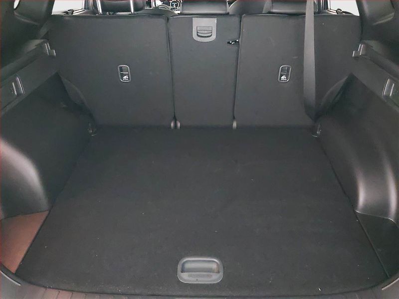 Hyundai Tucson (2021) 1.6 T-GDI - fotka 14 z 17