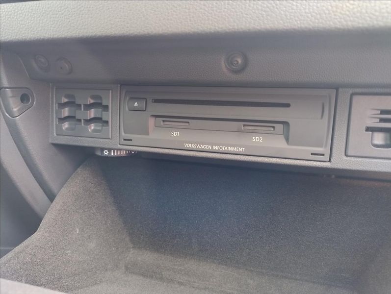 Volkswagen Golf 2,0 TDI GTD  DSG Panorama - fotka 16 z 24