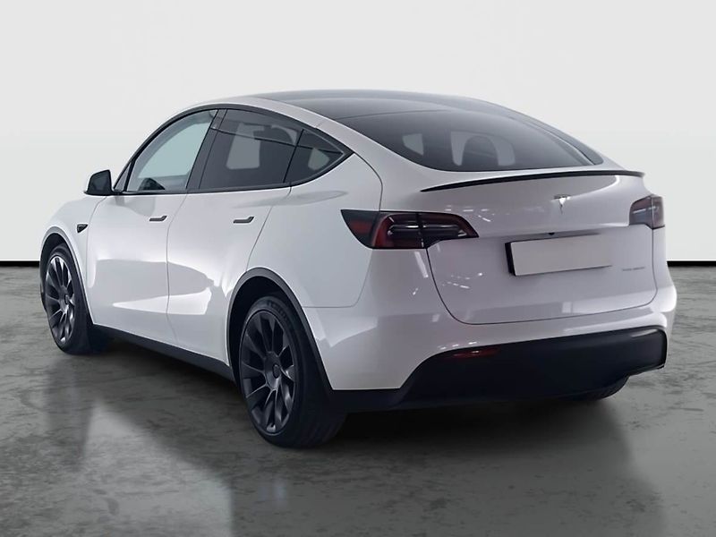 Tesla Model Y (2023) Long Range AWD 79kWh, SoH 91% - fotka 4 z 21